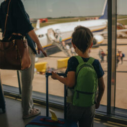 TRAVELING WITH KIDS AND LUGGAGE IN LONDON