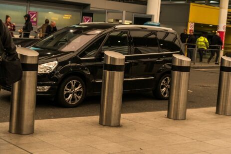 Gatwick airport taxi service
