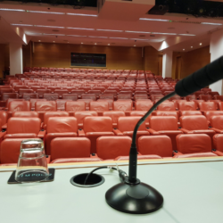 Discourse: a key to reach common points